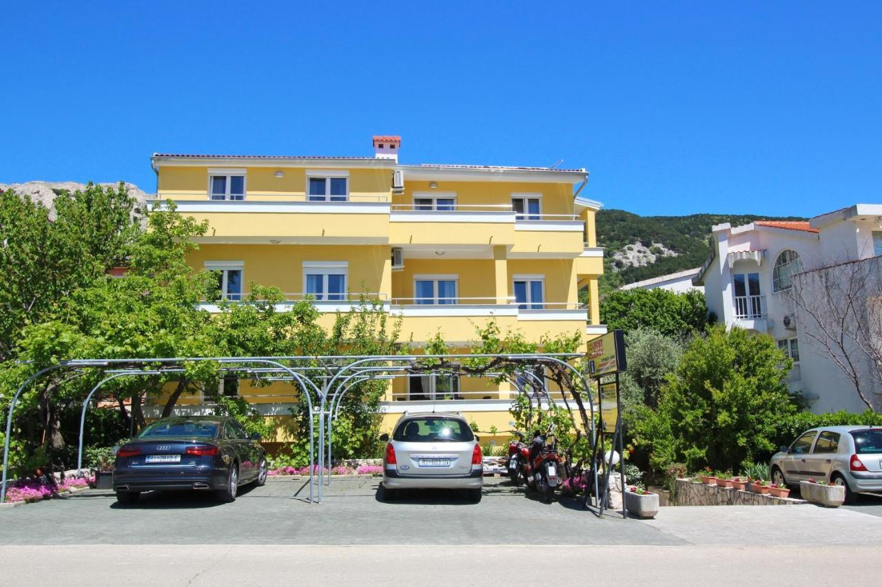 Apartments With A Parking Space Baska, Krk - 18716 Eksteriør bilde