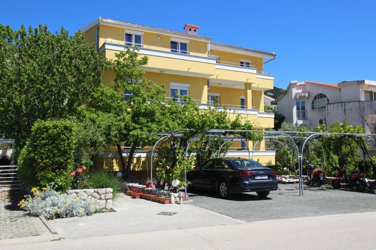 Apartments With A Parking Space Baska, Krk - 18716 Eksteriør bilde